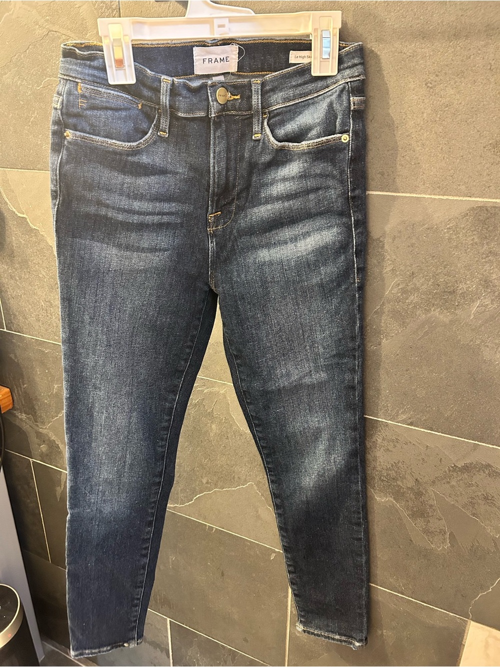 Frame Le High Skinny Crop